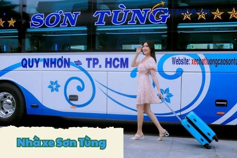 Nhà xe Sơn Tùng