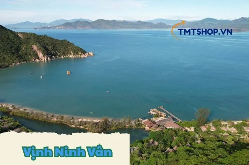 Vịnh Ninh Vân